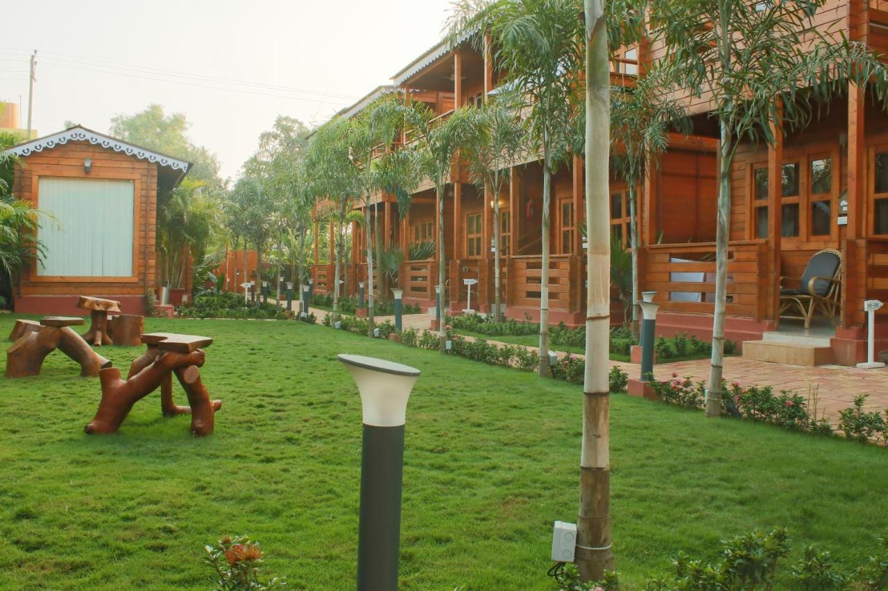 แกรนด์ วาฏิกา รีสอร์ต Hotel อารัมบล ภายนอก รูปภาพ