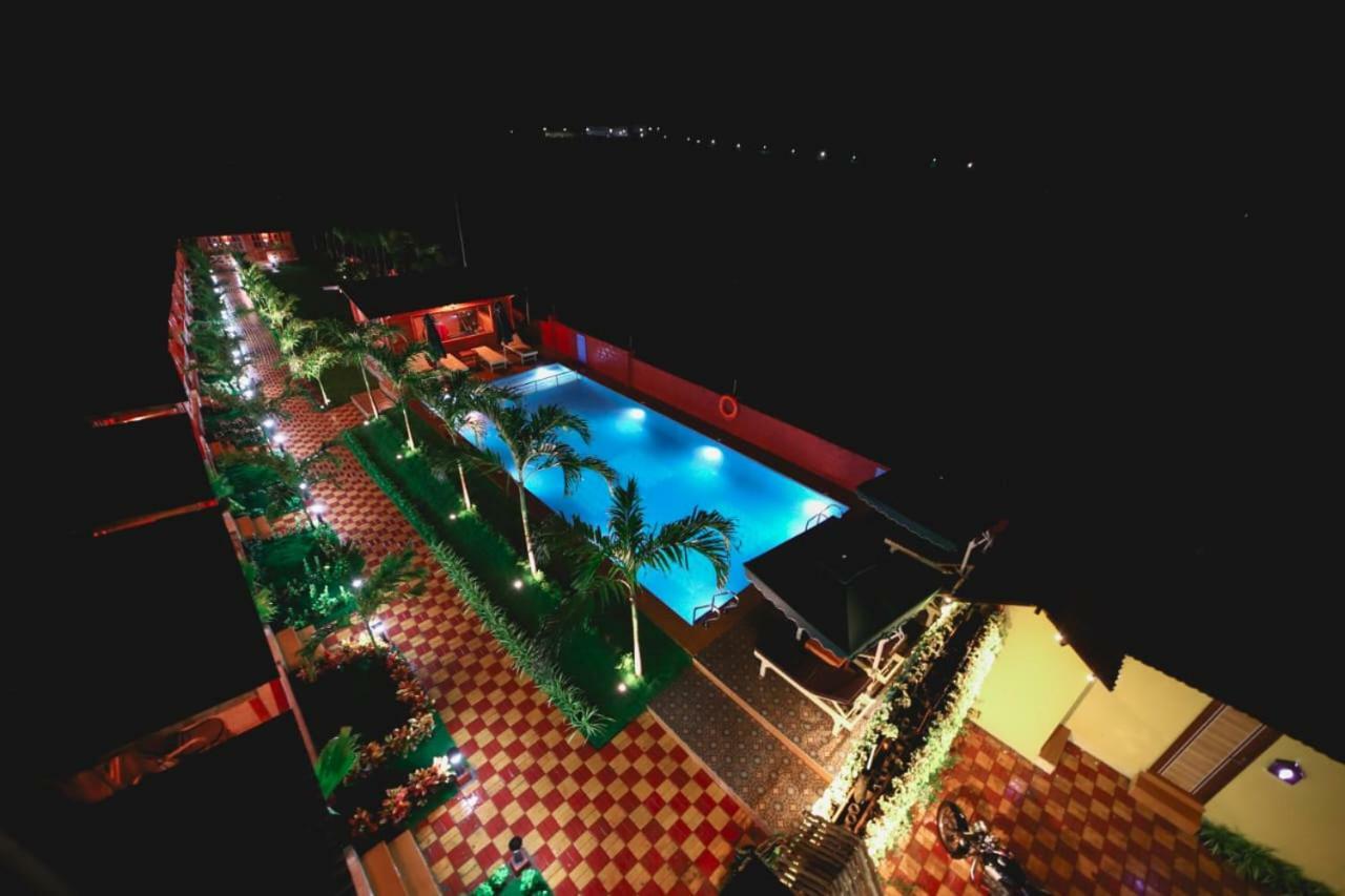 แกรนด์ วาฏิกา รีสอร์ต Hotel อารัมบล ภายนอก รูปภาพ